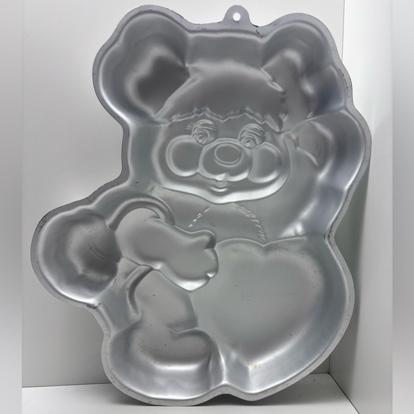 Wilton 1985 P.C. Popple aluminum cake pan - Picture 3 of 4